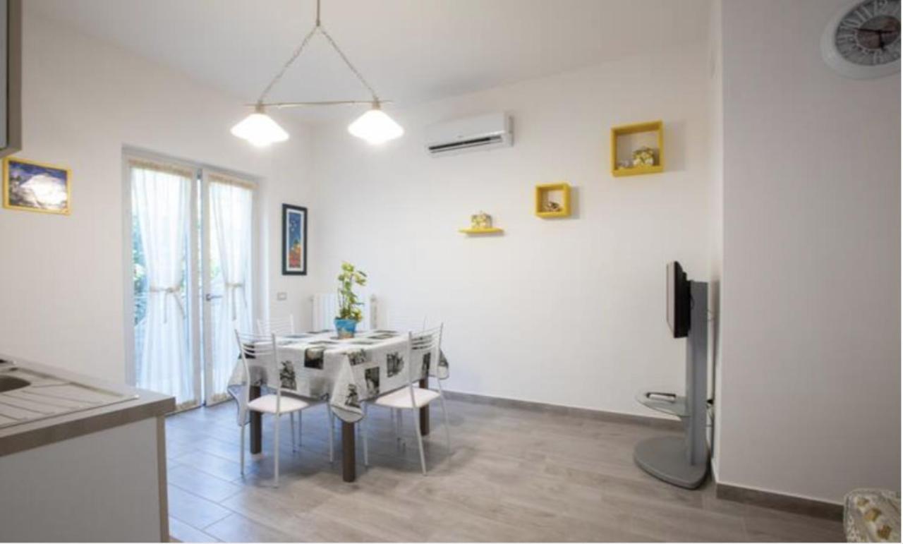 גראגנאנו La Razza Home&Restaurant מראה חיצוני תמונה